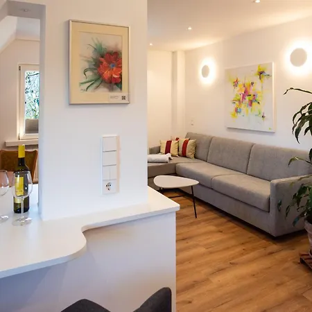 Gaestehaus Inselhof 赖歇瑙