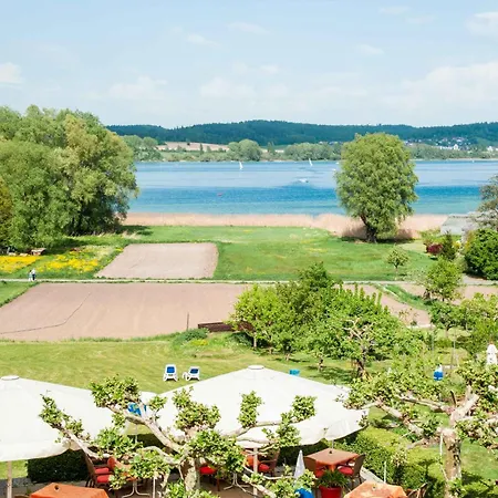 Gaestehaus Inselhof 赖歇瑙